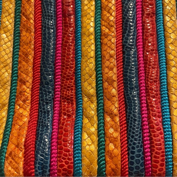 Sharif Multicolor Striped Tassel Crossbody Bag Vintage Boho Statement Purse - Picture 6 of 14